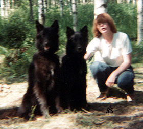 Keepsake.Keeper 9.07.1982 - Sakke.Nico.Anu.1.jpg (110304 bytes)