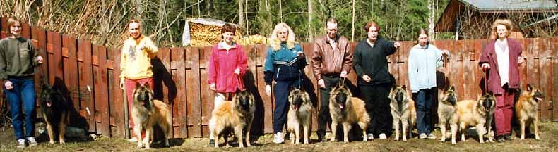 D.Tr.pentue1999-pentutapaaminen.jpg (43755 bytes)