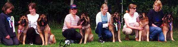EPuppiesMeetingSept2000.1.JPG (23442 bytes)