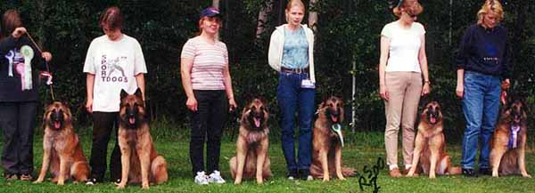 EPuppiesMeetingSept2000.JPG (30153 bytes)