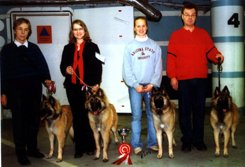 H-I-pentuja6.11.2004Espoo.BIS1.jpg (41874 bytes)